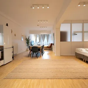 Center Apartment